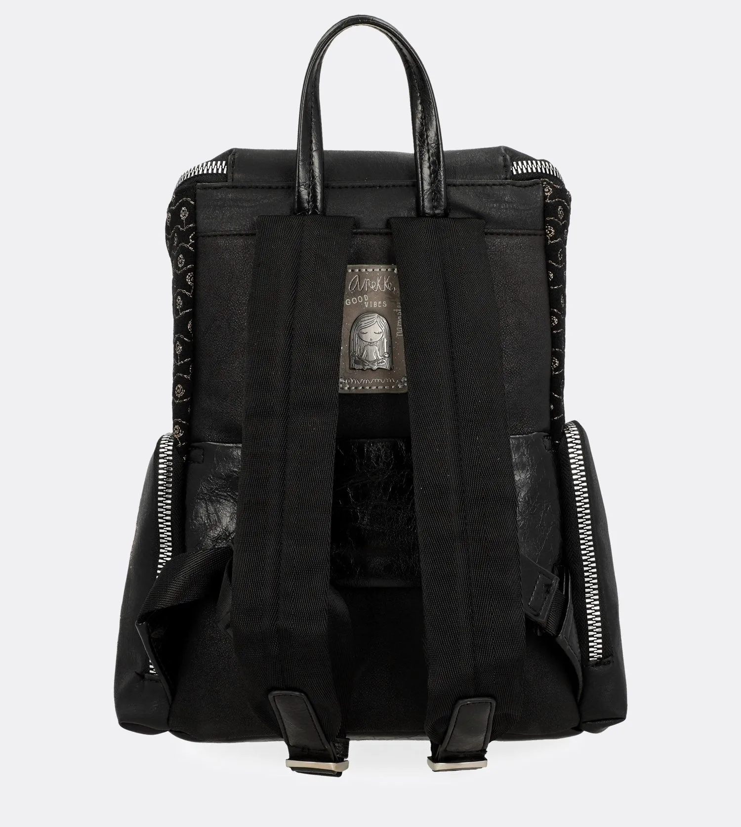 Clean-lined backpack Plug-in zip Gorgeous spirit with a
