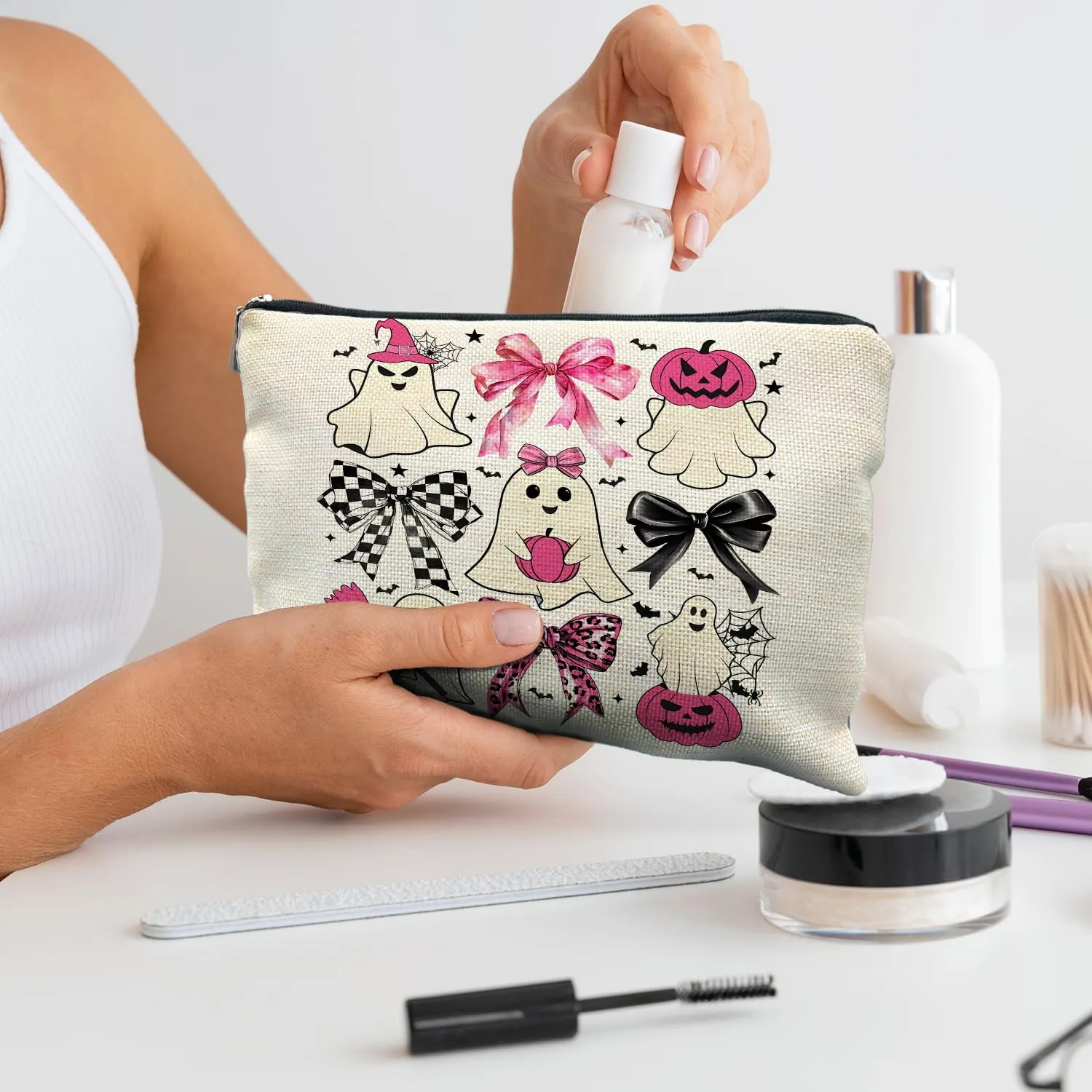 Coquette Bow Ghost Cosmetic Bags: Cute Halloween Gifts for Women, Horror & Spooky Makeup Bags