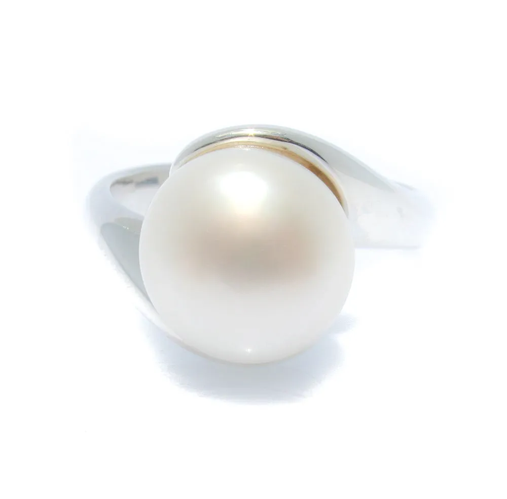 Embrace Pearl Ring