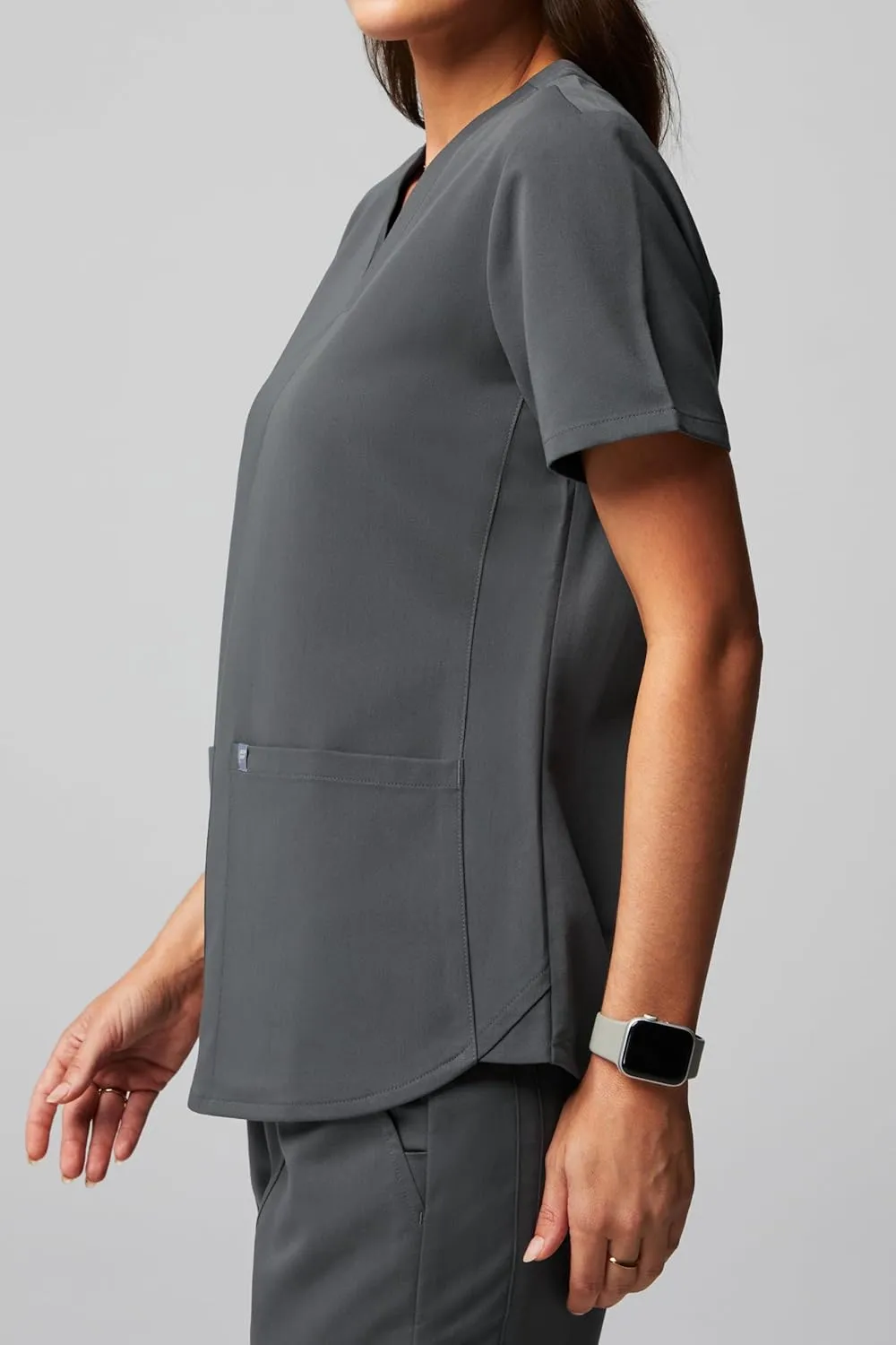 Fabletics Women's Method 2-Pocket Scrub Top - MotionTech, 4-Way Stretch, Wrinkle-Resist, Anti-Shrink