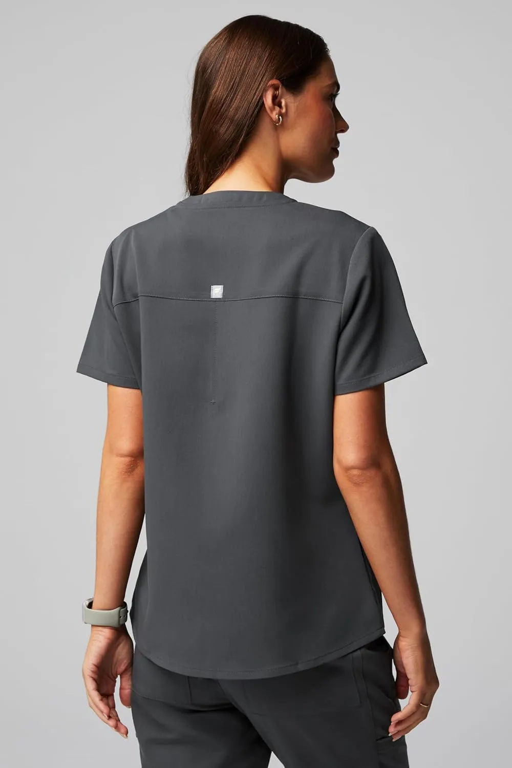 Fabletics Women's Method 2-Pocket Scrub Top - MotionTech, 4-Way Stretch, Wrinkle-Resist, Anti-Shrink