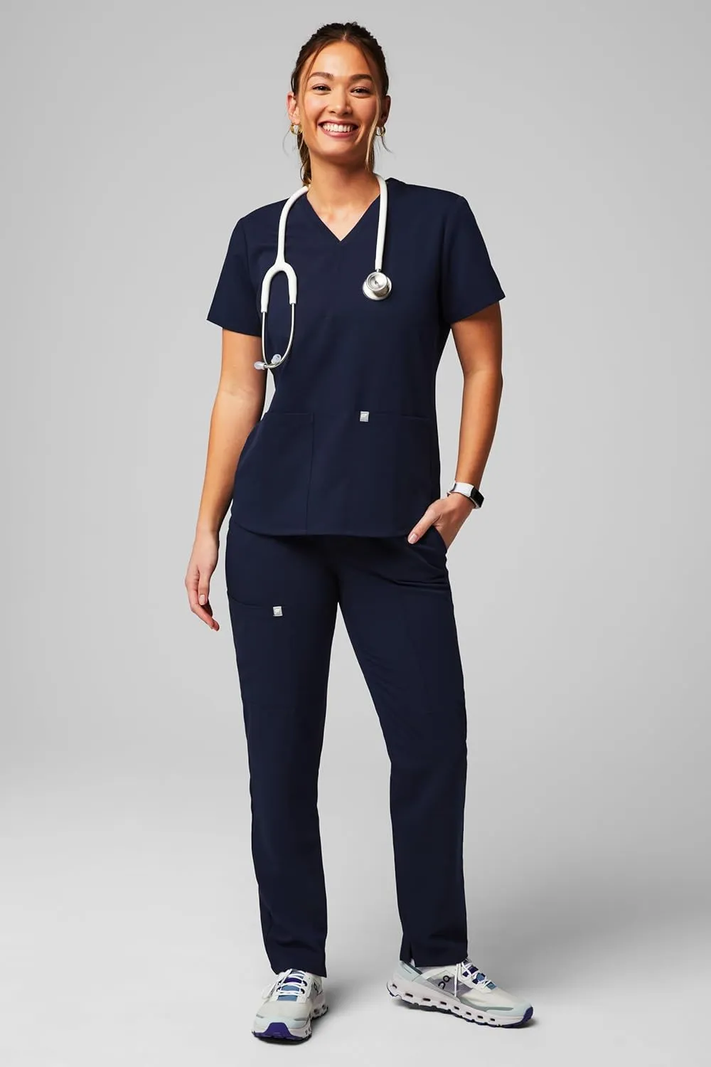 Fabletics Women's Method 2-Pocket Scrub Top - MotionTech, 4-Way Stretch, Wrinkle-Resist, Anti-Shrink