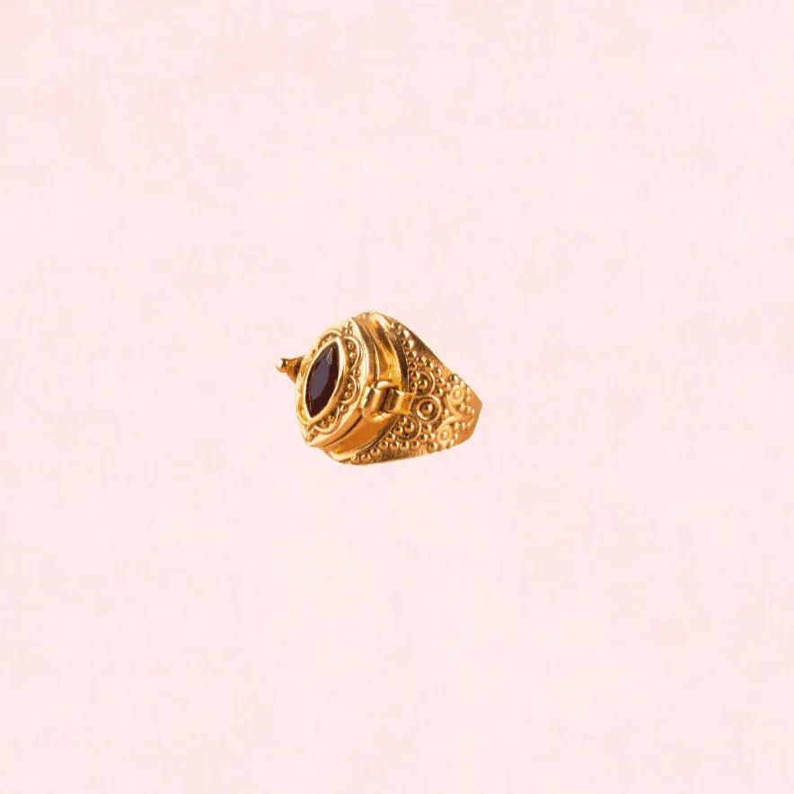 Garnet Poison Ring- RTS