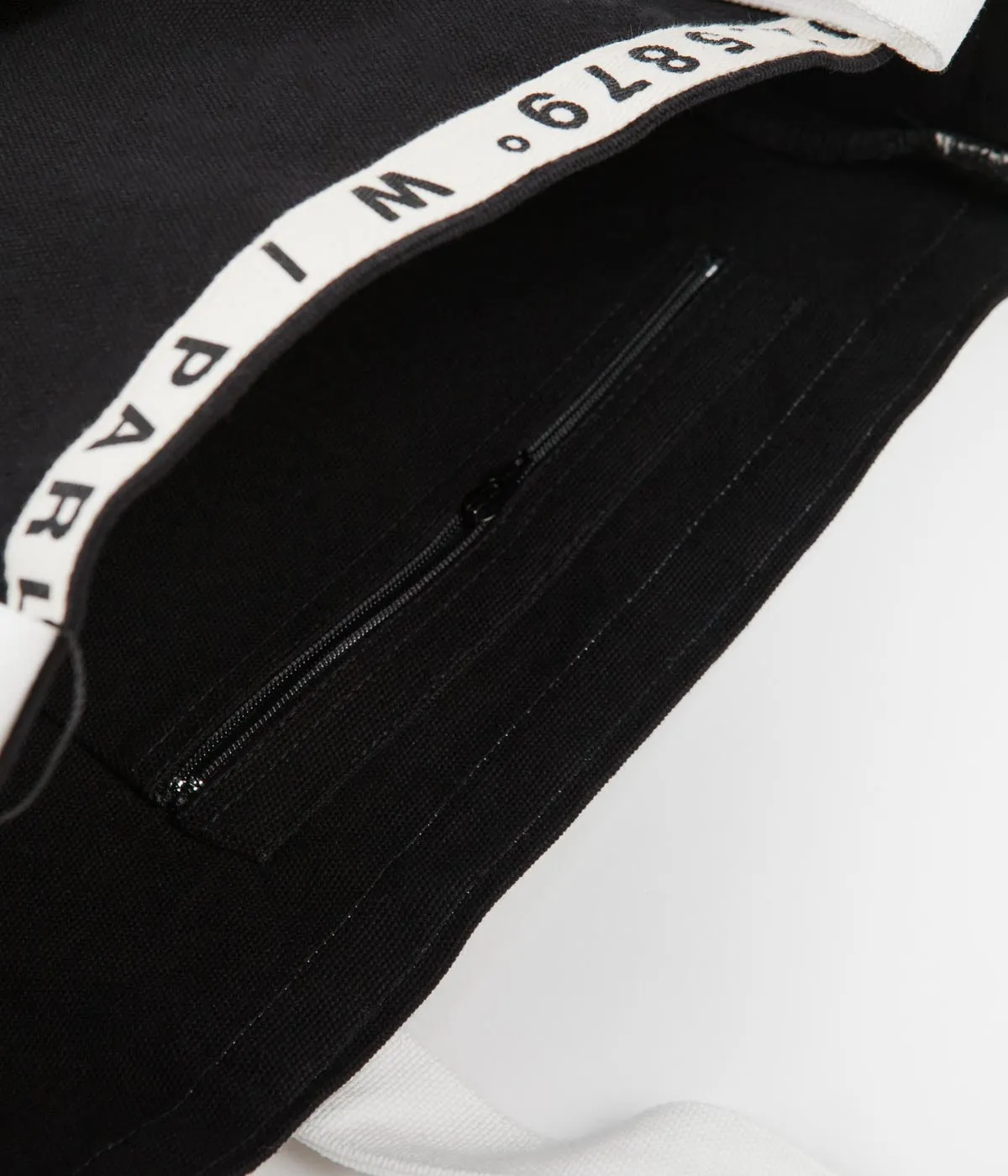 Parlez Farr Tote Bag - Black