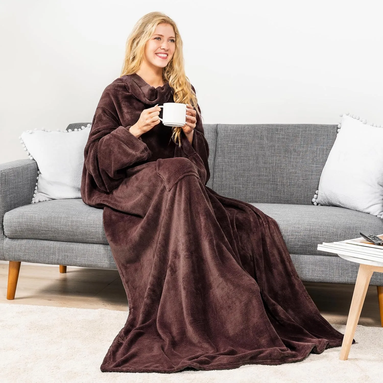 PAVILIA Blanket with Sleeves for Adult Women Men, Soft Warm Wearable Blanket Fleece Wrap Throw, Robe Blanket Gift