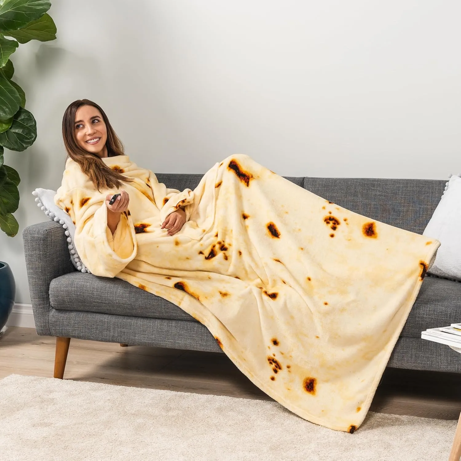 PAVILIA Blanket with Sleeves for Adult Women Men, Soft Warm Wearable Blanket Fleece Wrap Throw, Robe Blanket Gift