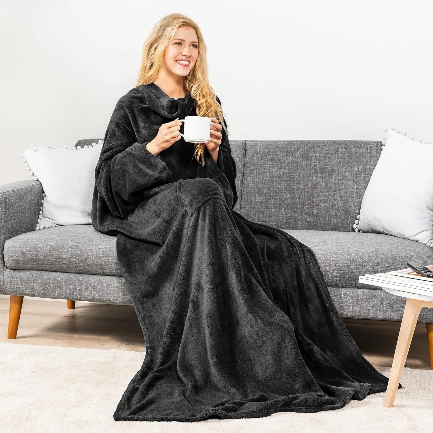 PAVILIA Blanket with Sleeves for Adult Women Men, Soft Warm Wearable Blanket Fleece Wrap Throw, Robe Blanket Gift