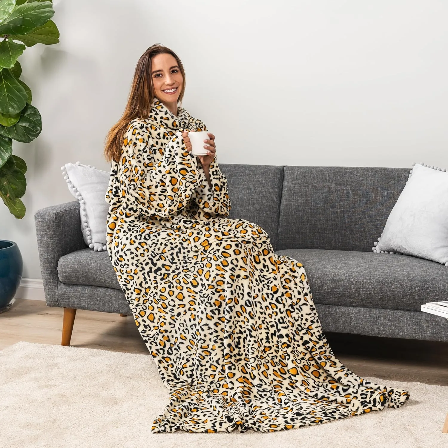 PAVILIA Wearable Blanket with Sleeves for Adult Women Men, Cozy Fleece Warm Wrap Throw with Arms, Gifts for Christmas, Wife