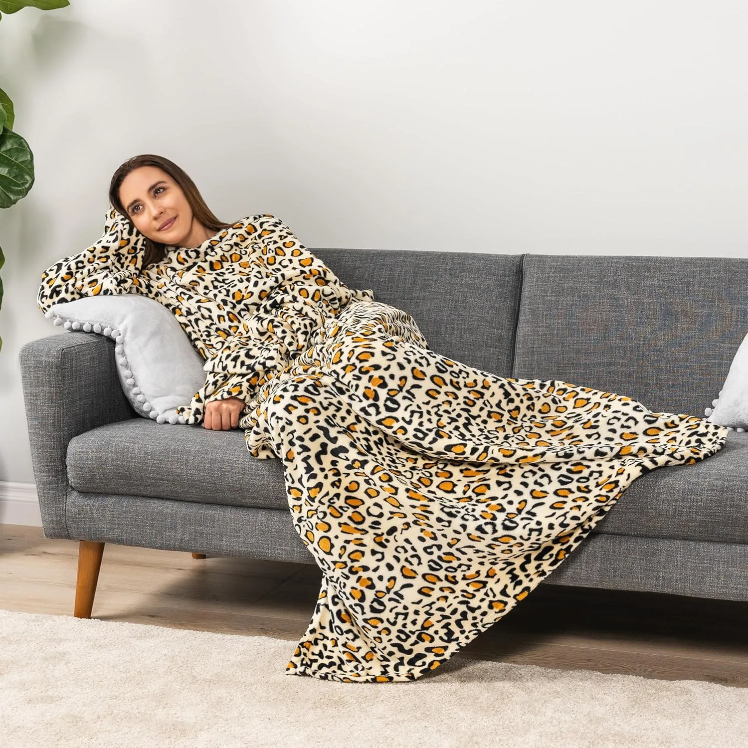 PAVILIA Wearable Blanket with Sleeves for Adult Women Men, Cozy Fleece Warm Wrap Throw with Arms, Gifts for Christmas, Wife