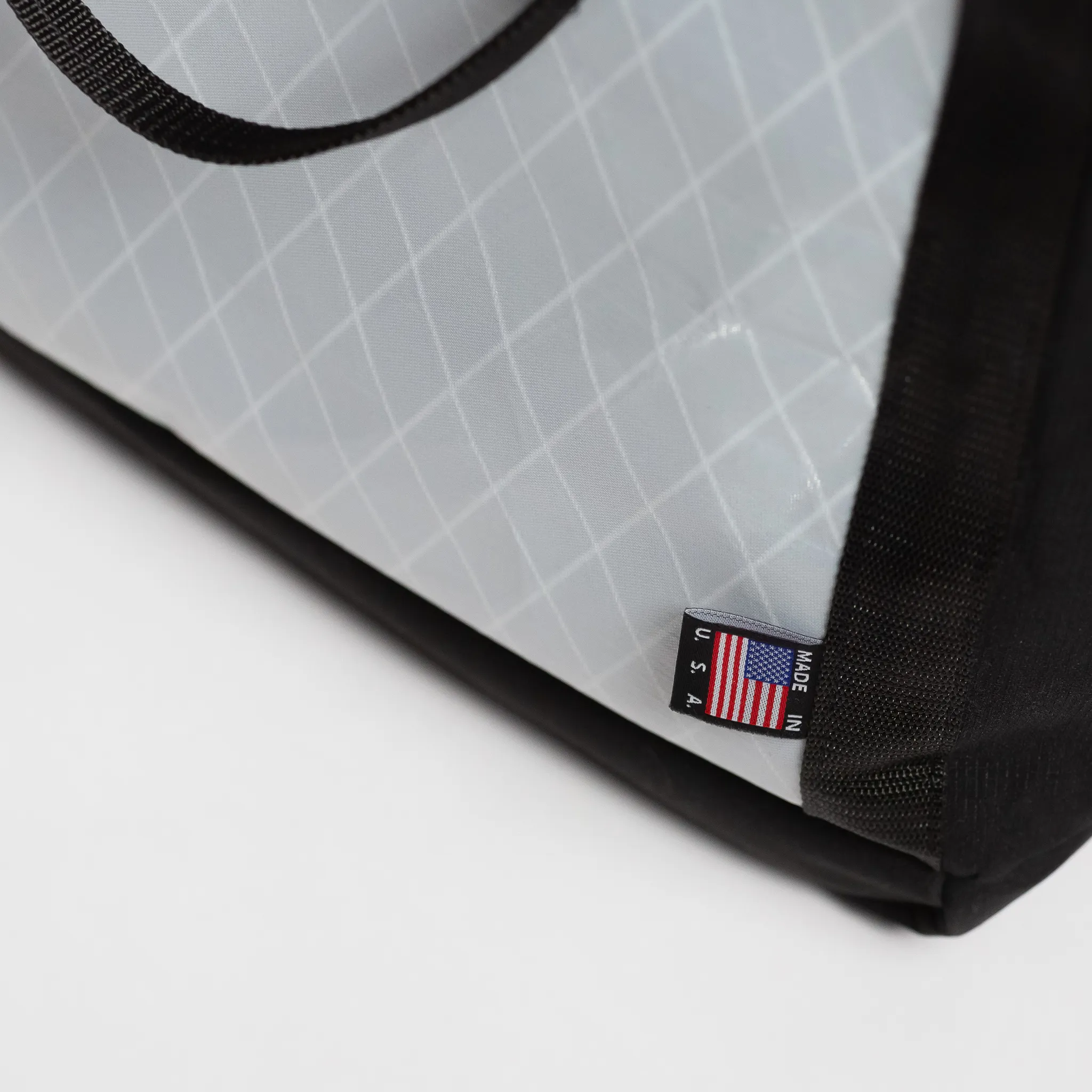 RESORT TOTE
