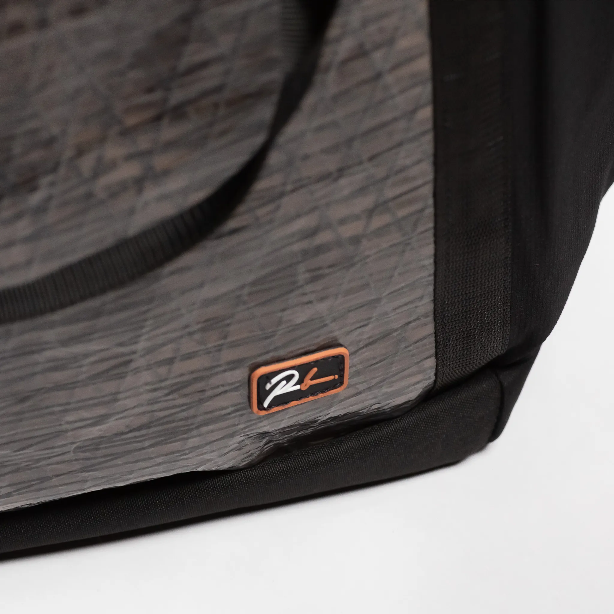 RESORT TOTE