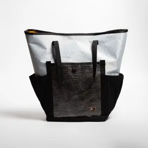 RESORT TOTE